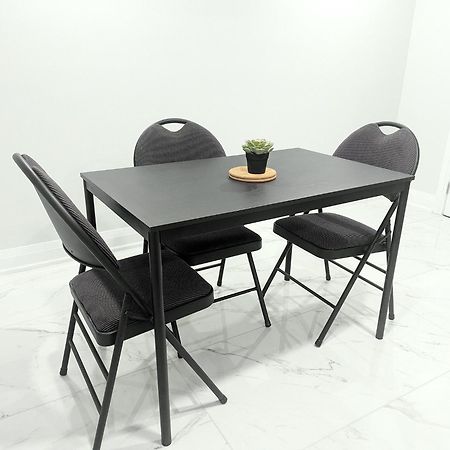 NewcastleUrban Haven: 2Br/2Ba+Office, Kitchen, Diningアパートメント エクステリア 写真