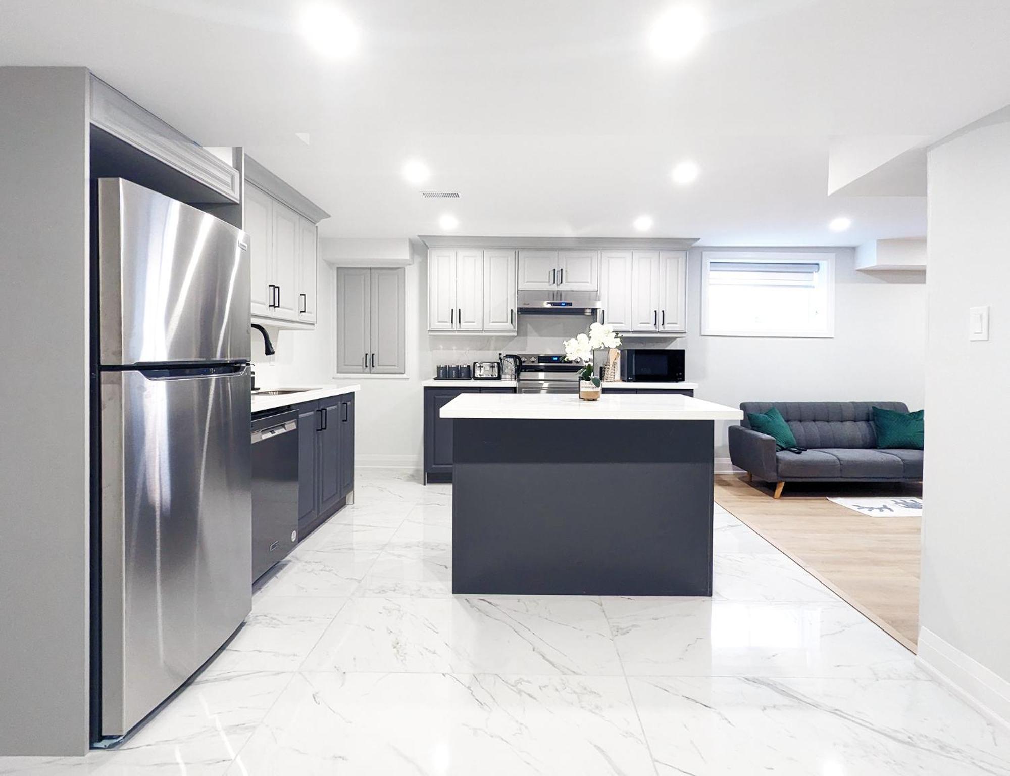 NewcastleUrban Haven: 2Br/2Ba+Office, Kitchen, Diningアパートメント エクステリア 写真