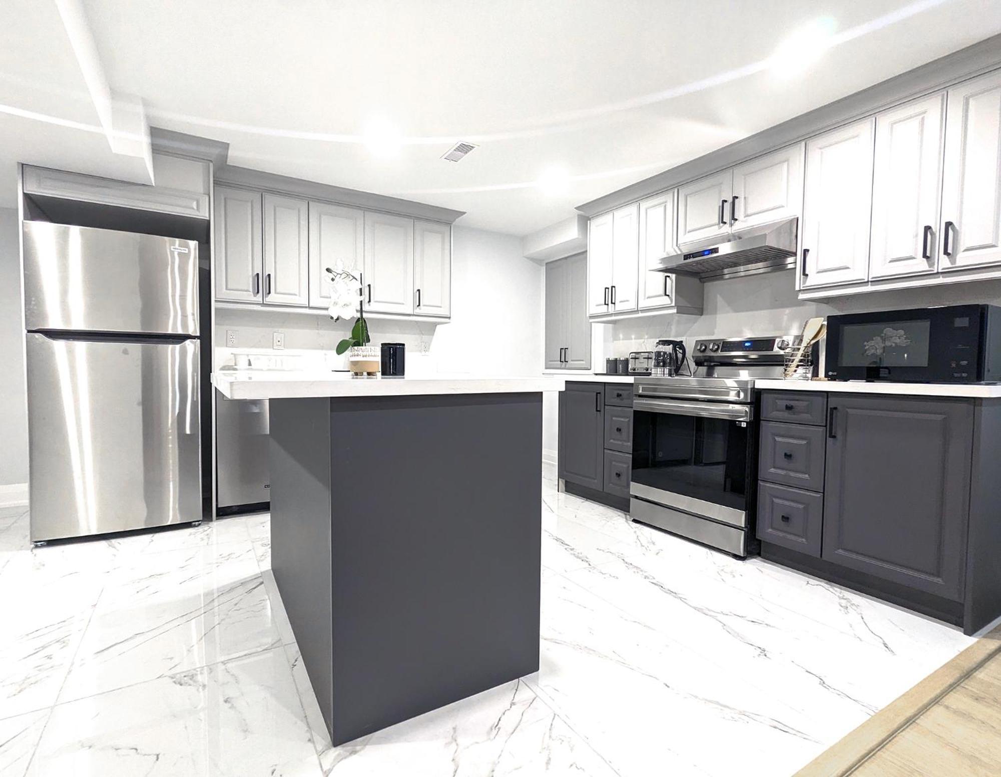 NewcastleUrban Haven: 2Br/2Ba+Office, Kitchen, Diningアパートメント エクステリア 写真